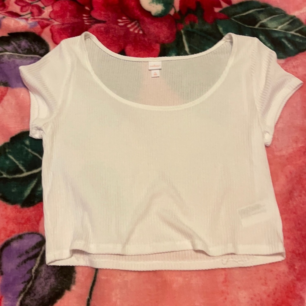 Cute white crop top